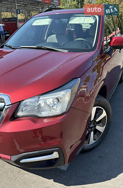 Внедорожник / Кроссовер Subaru Forester 2016 в Киеве