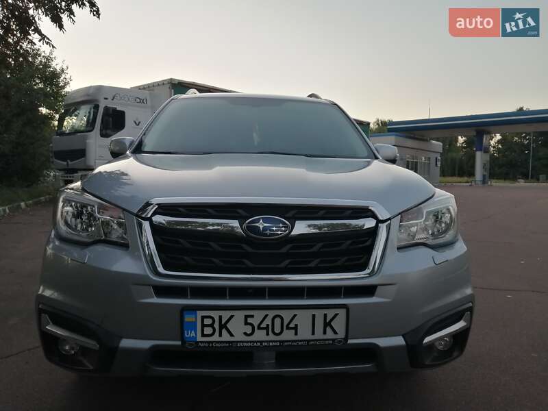 Позашляховик / Кросовер Subaru Forester 2017 в Шостці