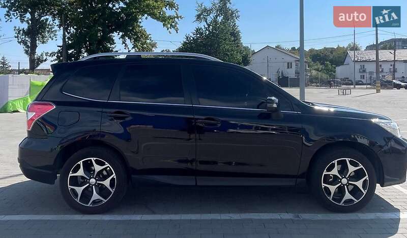 Позашляховик / Кросовер Subaru Forester 2015 в Умані