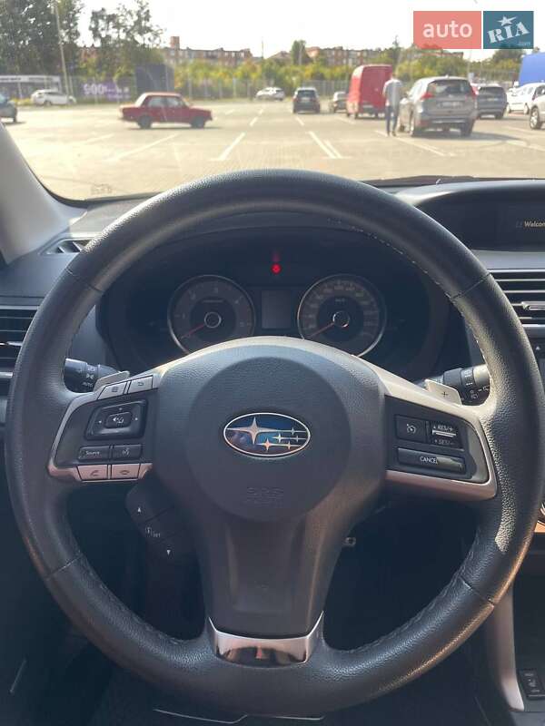 Позашляховик / Кросовер Subaru Forester 2015 в Умані