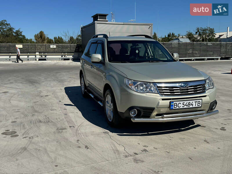 Subaru Forester 2010