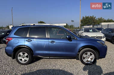 Внедорожник / Кроссовер Subaru Forester 2014 в 