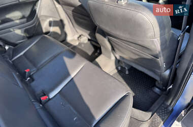 Внедорожник / Кроссовер Subaru Forester 2014 в 