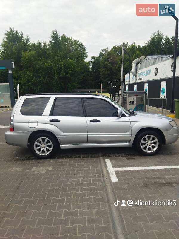 Позашляховик / Кросовер Subaru Forester 2007 в Києві