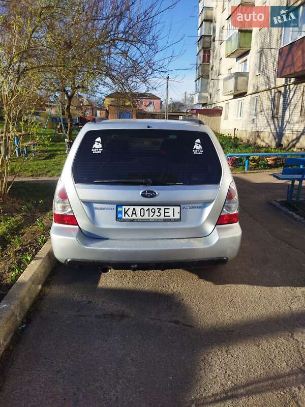 Позашляховик / Кросовер Subaru Forester 2007 в Києві