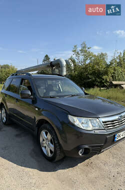 Внедорожник / Кроссовер Subaru Forester 2008 в 