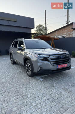 Позашляховик / Кросовер Subaru Forester 2024 в Черкасах