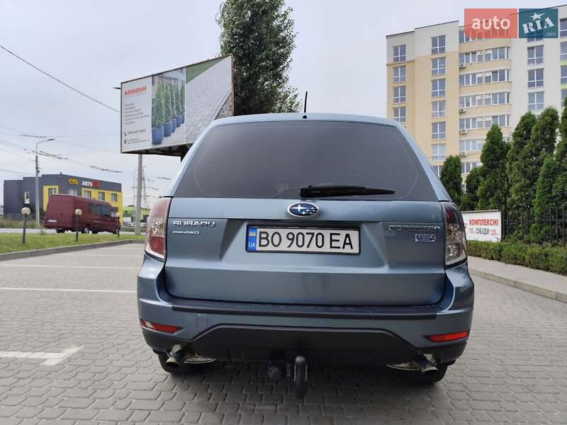 Внедорожник / Кроссовер Subaru Forester 2011 в Красилове