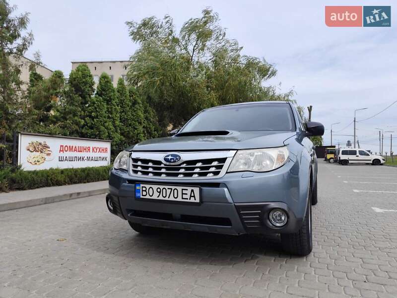 Внедорожник / Кроссовер Subaru Forester 2011 в Красилове