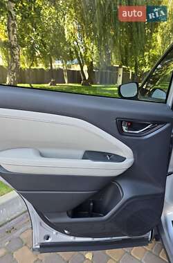 Внедорожник / Кроссовер Subaru Forester 2024 в 