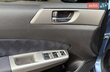 Внедорожник / Кроссовер Subaru Forester 2008 в 