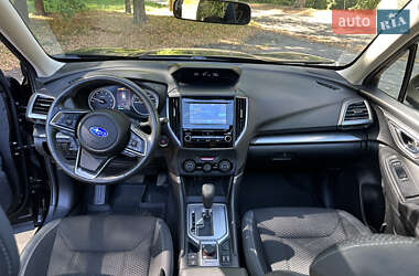 Внедорожник / Кроссовер Subaru Forester 2021 в 