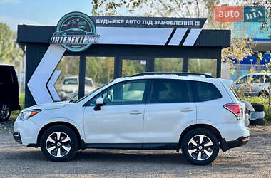 Внедорожник / Кроссовер Subaru Forester 2017 в 