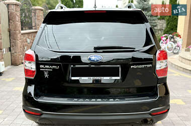 Внедорожник / Кроссовер Subaru Forester 2014 в 