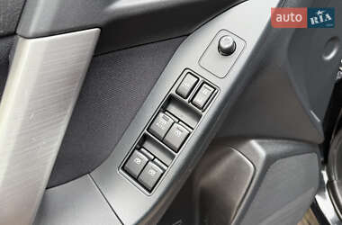 Внедорожник / Кроссовер Subaru Forester 2014 в 