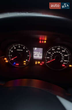 Внедорожник / Кроссовер Subaru Forester 2014 в 