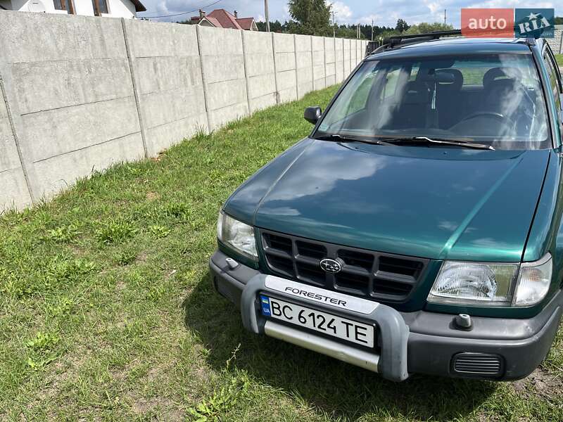 Внедорожник / Кроссовер Subaru Forester 1997 в 