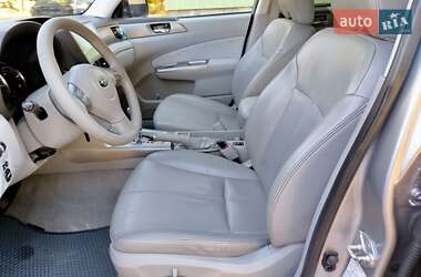 Позашляховик / Кросовер Subaru Forester 2010 в Ізюмі