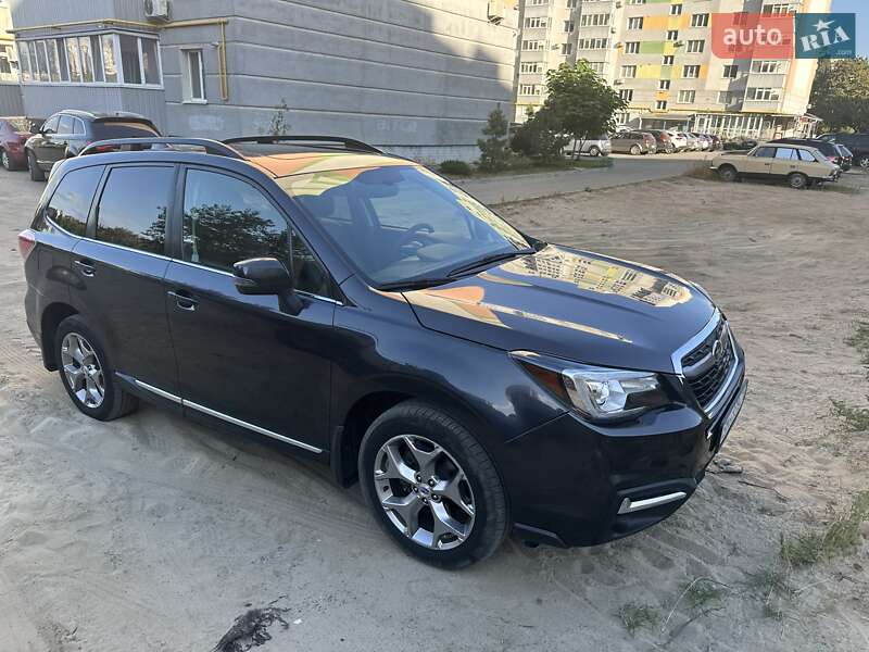 Внедорожник / Кроссовер Subaru Forester 2016 в Сумах