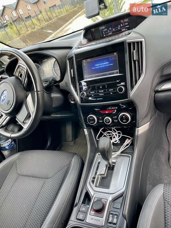 Позашляховик / Кросовер Subaru Forester 2020 в Києві