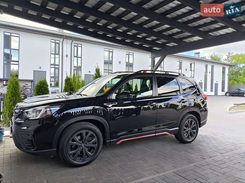 Внедорожник / Кроссовер Subaru Forester 2018 в Киеве