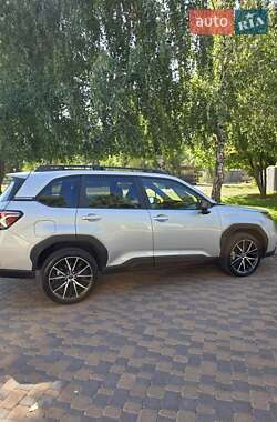 Позашляховик / Кросовер Subaru Forester 2024 в Києві