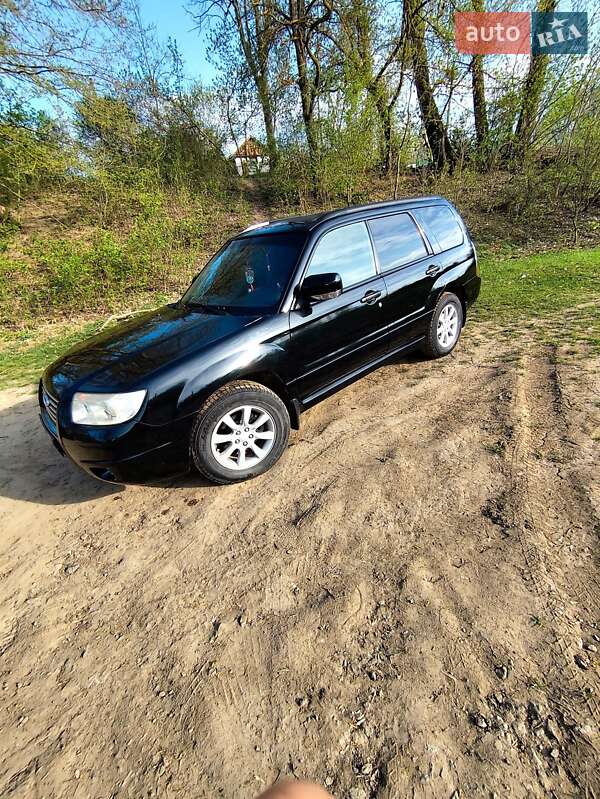 Внедорожник / Кроссовер Subaru Forester 2006 в 