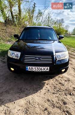 Внедорожник / Кроссовер Subaru Forester 2006 в 