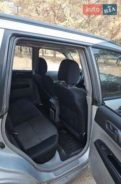 Внедорожник / Кроссовер Subaru Forester 2006 в 