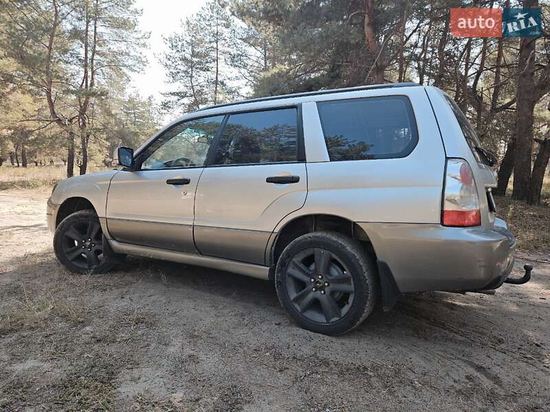 Внедорожник / Кроссовер Subaru Forester 2006 в Днепре
