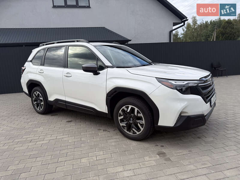 Внедорожник / Кроссовер Subaru Forester 2024 в 