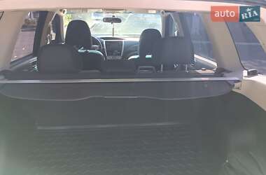 Внедорожник / Кроссовер Subaru Forester 2011 в 