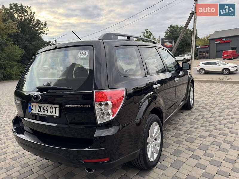 Внедорожник / Кроссовер Subaru Forester 2011 в Ивано-Франковске