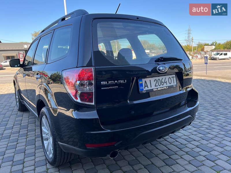 Внедорожник / Кроссовер Subaru Forester 2011 в Ивано-Франковске