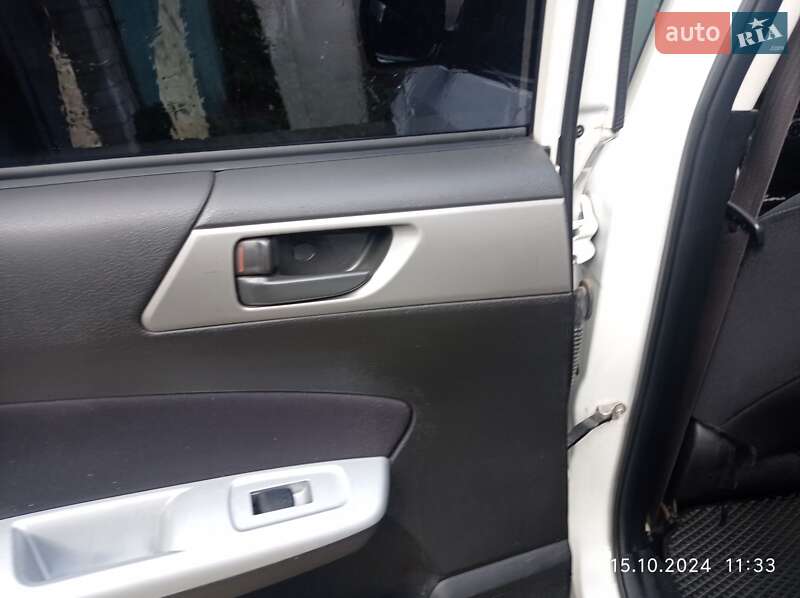 Внедорожник / Кроссовер Subaru Forester 2009 в Черкассах