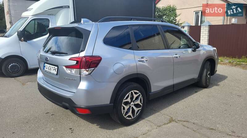 Внедорожник / Кроссовер Subaru Forester 2019 в Киеве