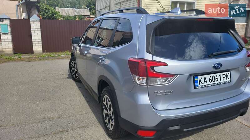 Внедорожник / Кроссовер Subaru Forester 2019 в Киеве