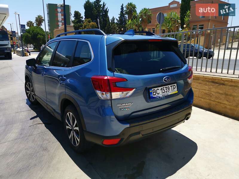 Внедорожник / Кроссовер Subaru Forester 2020 в Львове