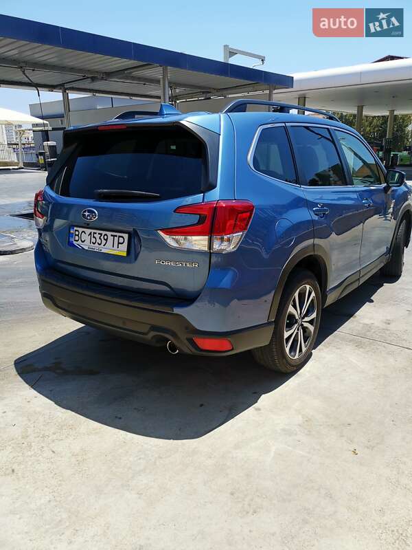 Внедорожник / Кроссовер Subaru Forester 2020 в Львове