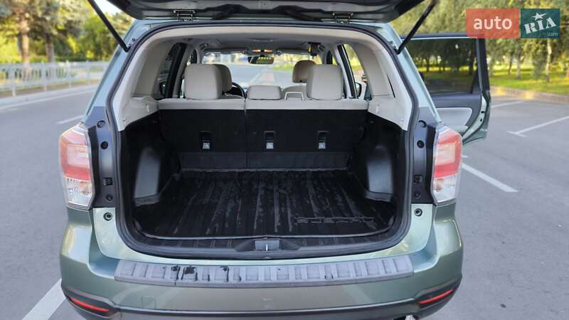 Внедорожник / Кроссовер Subaru Forester 2016 в Киеве