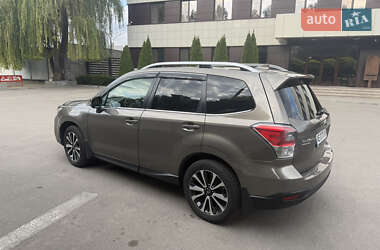 Внедорожник / Кроссовер Subaru Forester 2016 в 