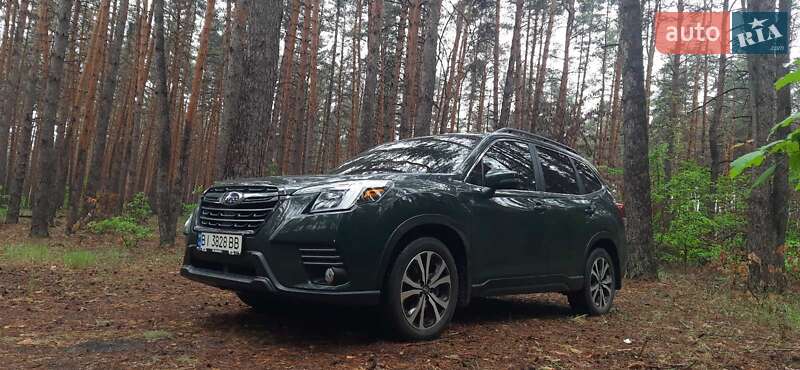 Внедорожник / Кроссовер Subaru Forester 2023 в Полтаве