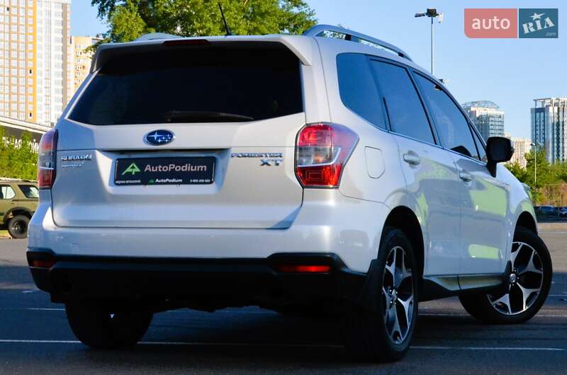 Внедорожник / Кроссовер Subaru Forester 2014 в Киеве