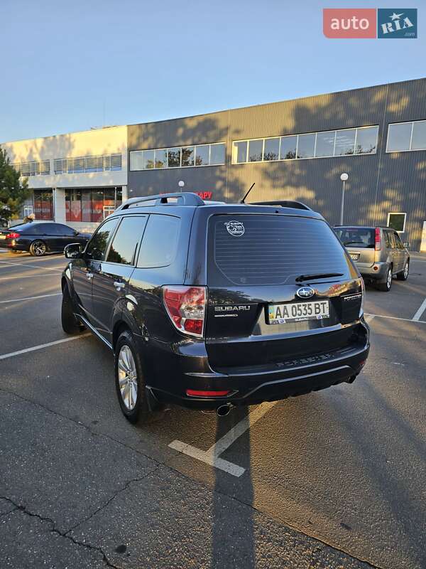Внедорожник / Кроссовер Subaru Forester 2012 в Николаеве