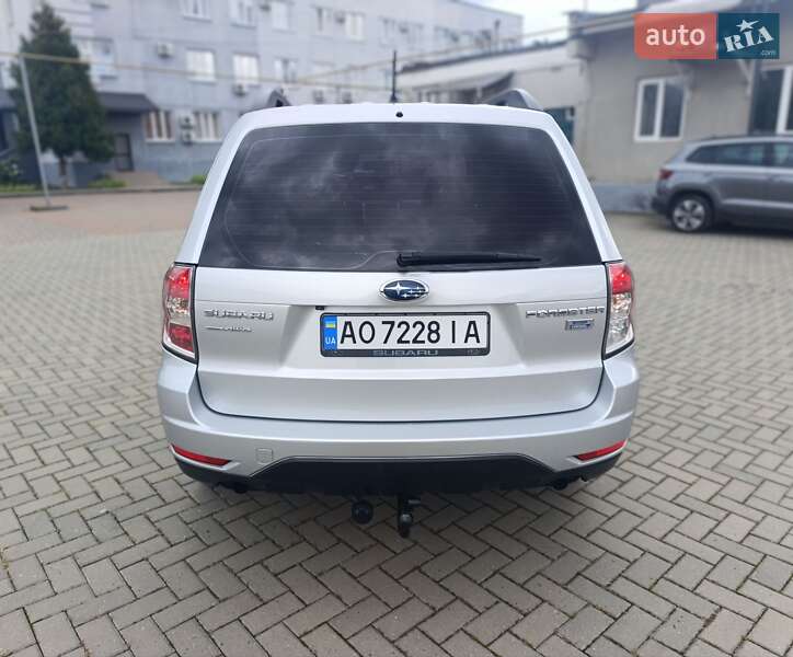 Внедорожник / Кроссовер Subaru Forester 2011 в Мукачево