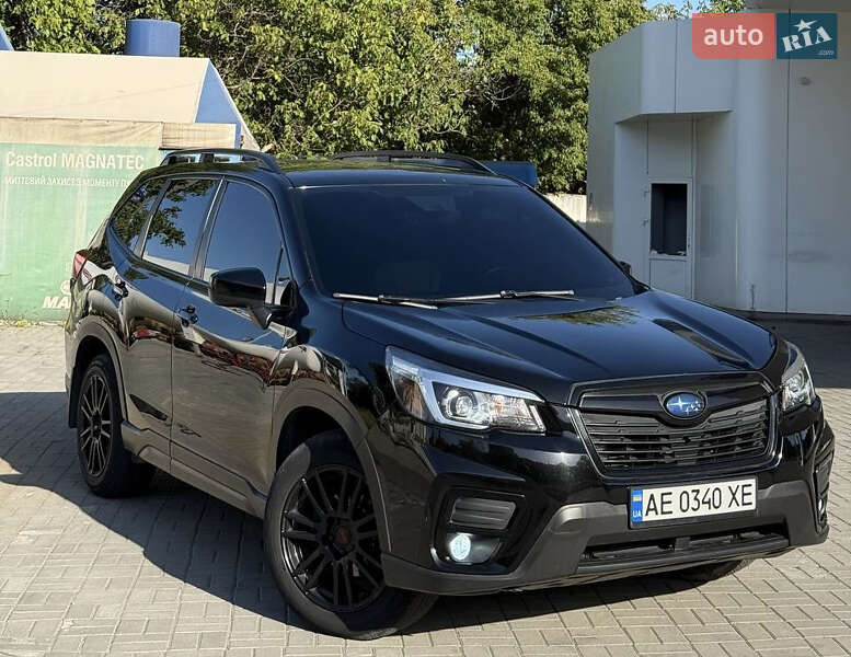 Внедорожник / Кроссовер Subaru Forester 2018 в 