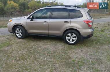 Внедорожник / Кроссовер Subaru Forester 2015 в 