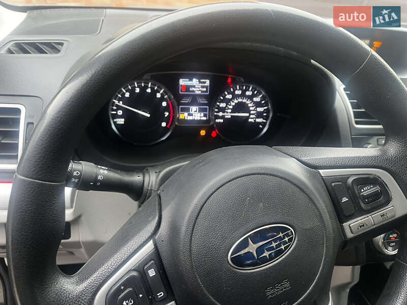 Внедорожник / Кроссовер Subaru Forester 2016 в Юрьевке
