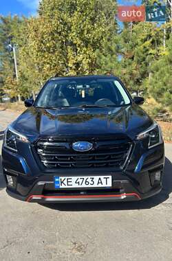 Позашляховик / Кросовер Subaru Forester 2022 в Дніпрі