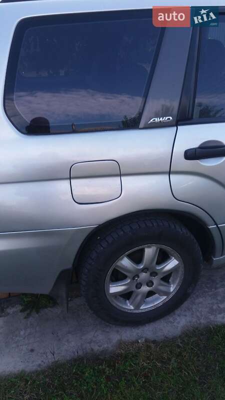 Внедорожник / Кроссовер Subaru Forester 2003 в Каменском